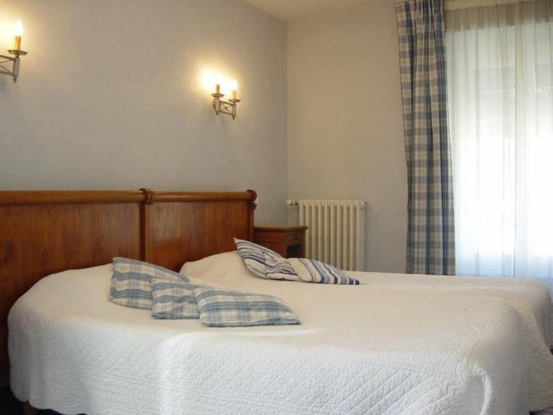 Brit Hotel Essentiel Pontivy Robic Eksteriør bilde