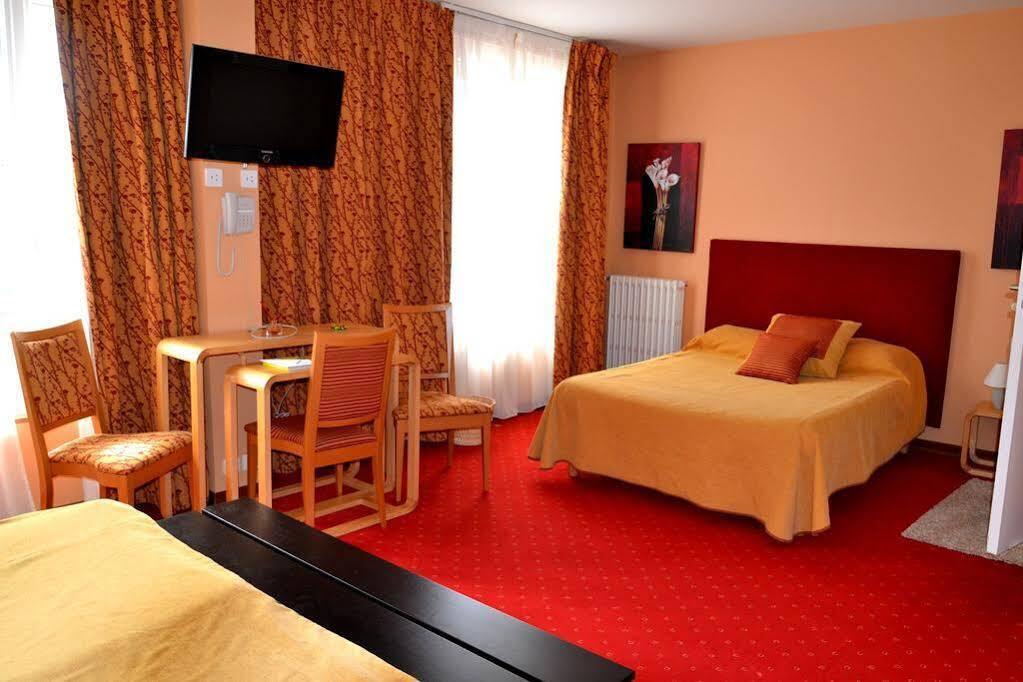 Brit Hotel Essentiel Pontivy Robic Eksteriør bilde